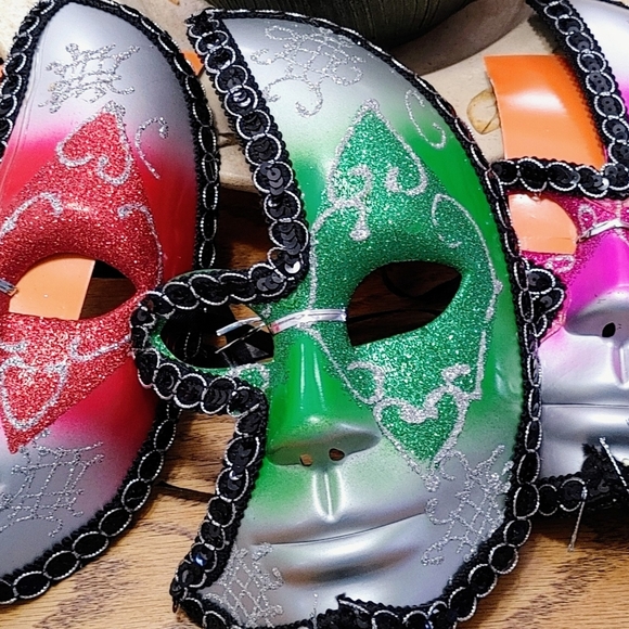 NWT TRIO OF MARDI MASKS - Picture 2 of 3